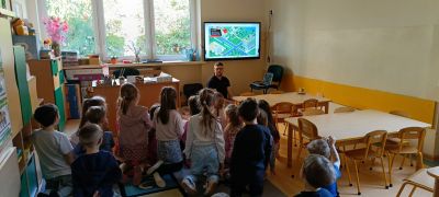 Dzieci podczas zajęć.