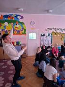 Zabawy integracyjne dzieci wraz z rodzicami.